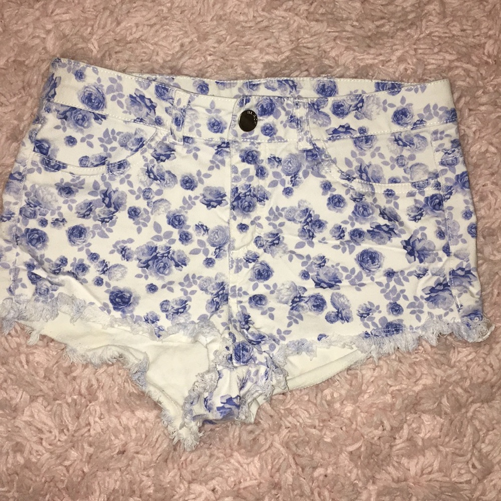 H&M short shorts